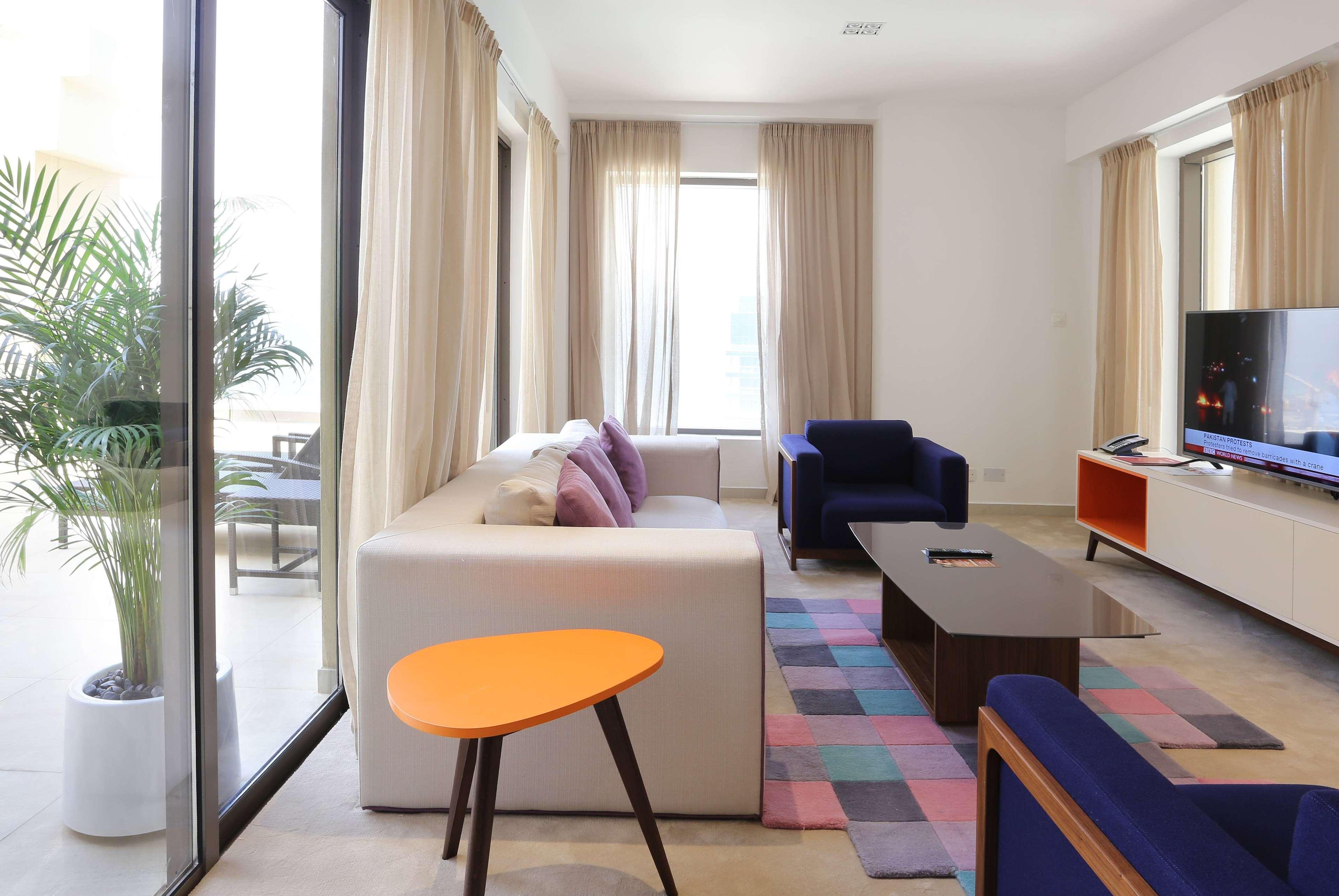 Ramada Hotel, Suites And Apartments By Wyndham Dubai Jbr Zewnętrze zdjęcie
