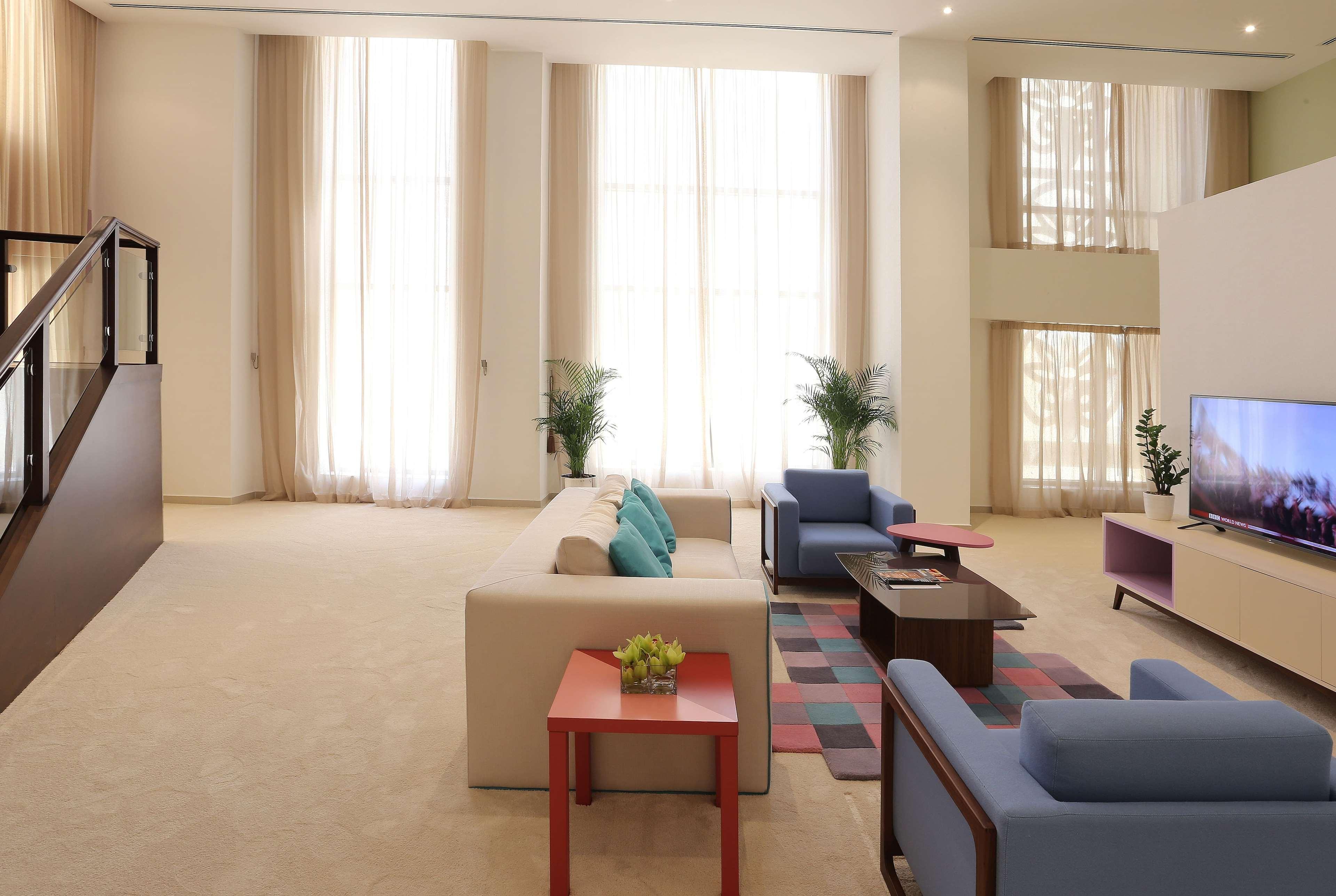 Ramada Hotel, Suites And Apartments By Wyndham Dubai Jbr Zewnętrze zdjęcie